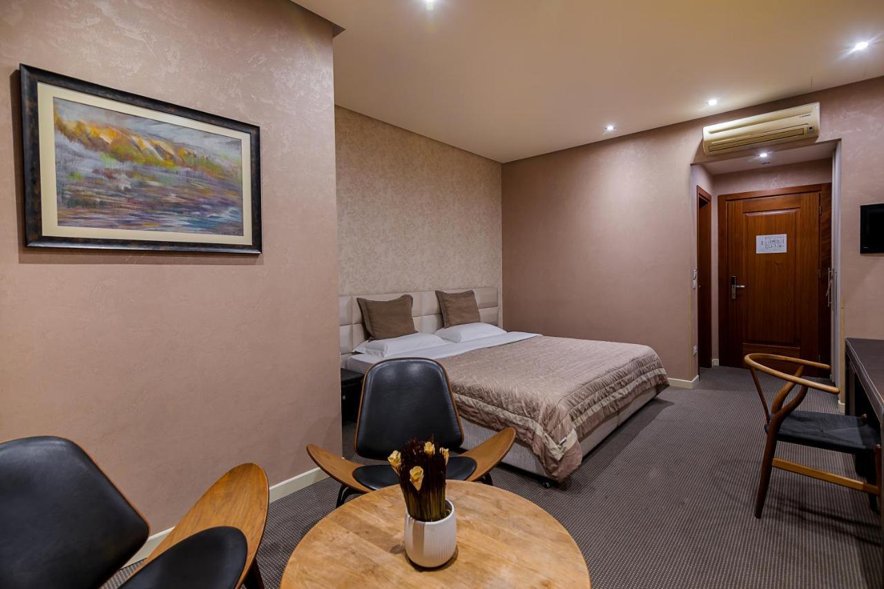 Hotel La Boheme 4*