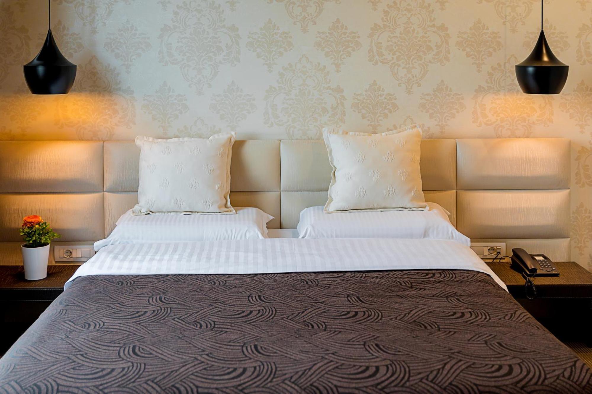 La Boheme Hotel