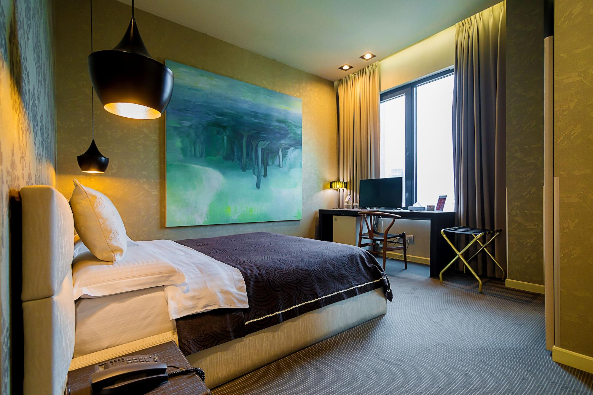 La Bohème 4* Tirana