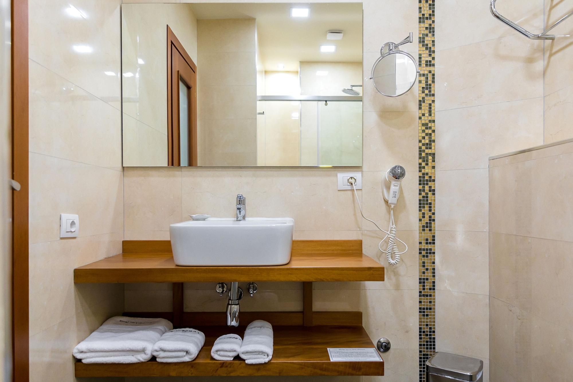 La Boheme 4* Tirana