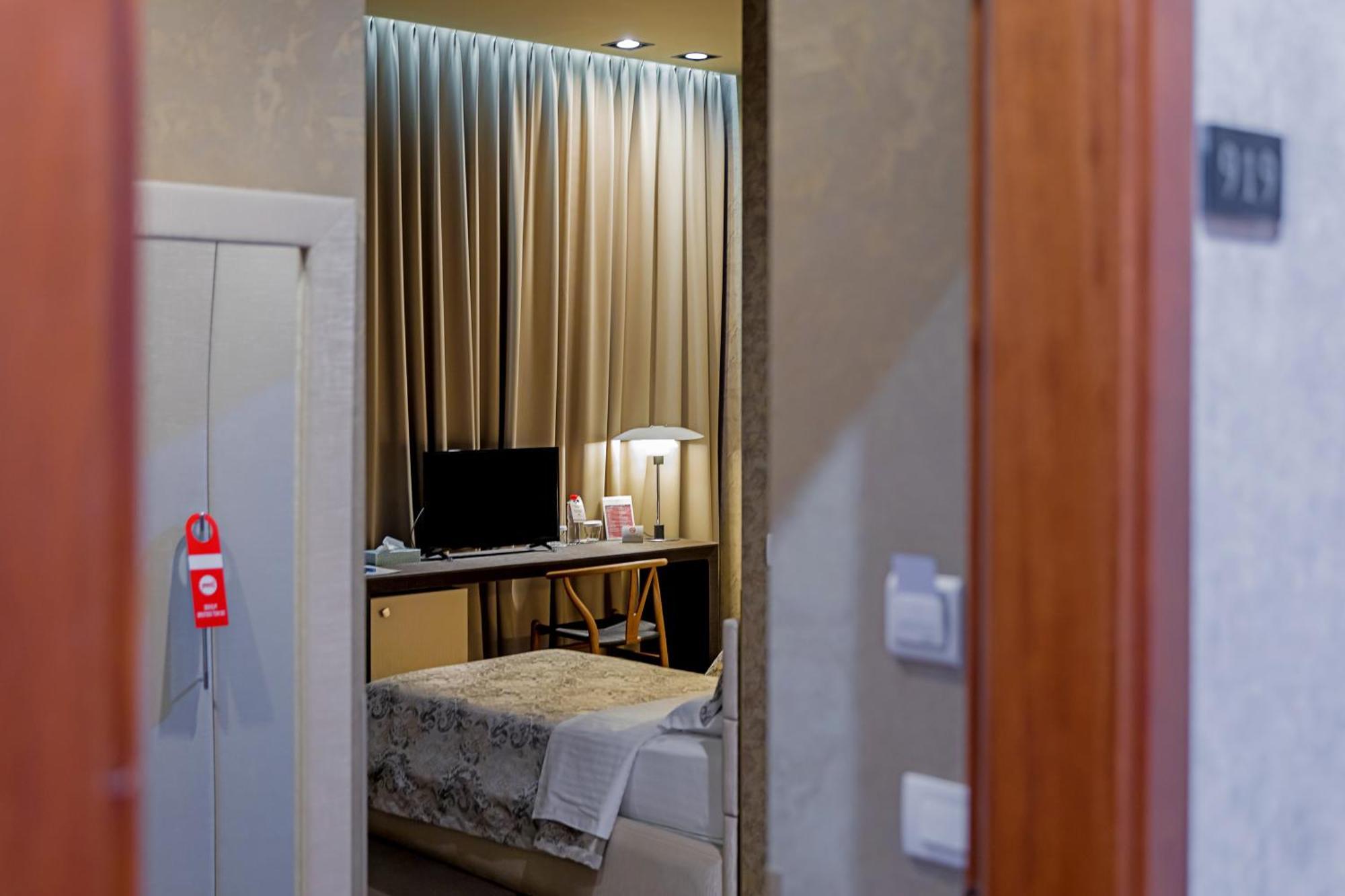 La Boheme Hotel